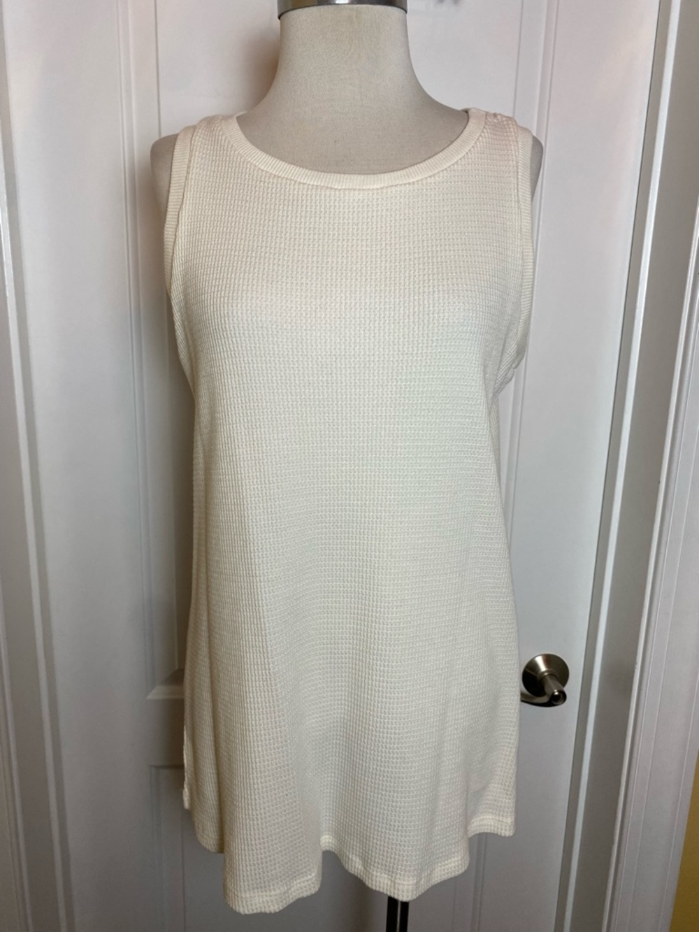 t. la Anthropologie Waffle Knit Ivory Tank Tunic Medium